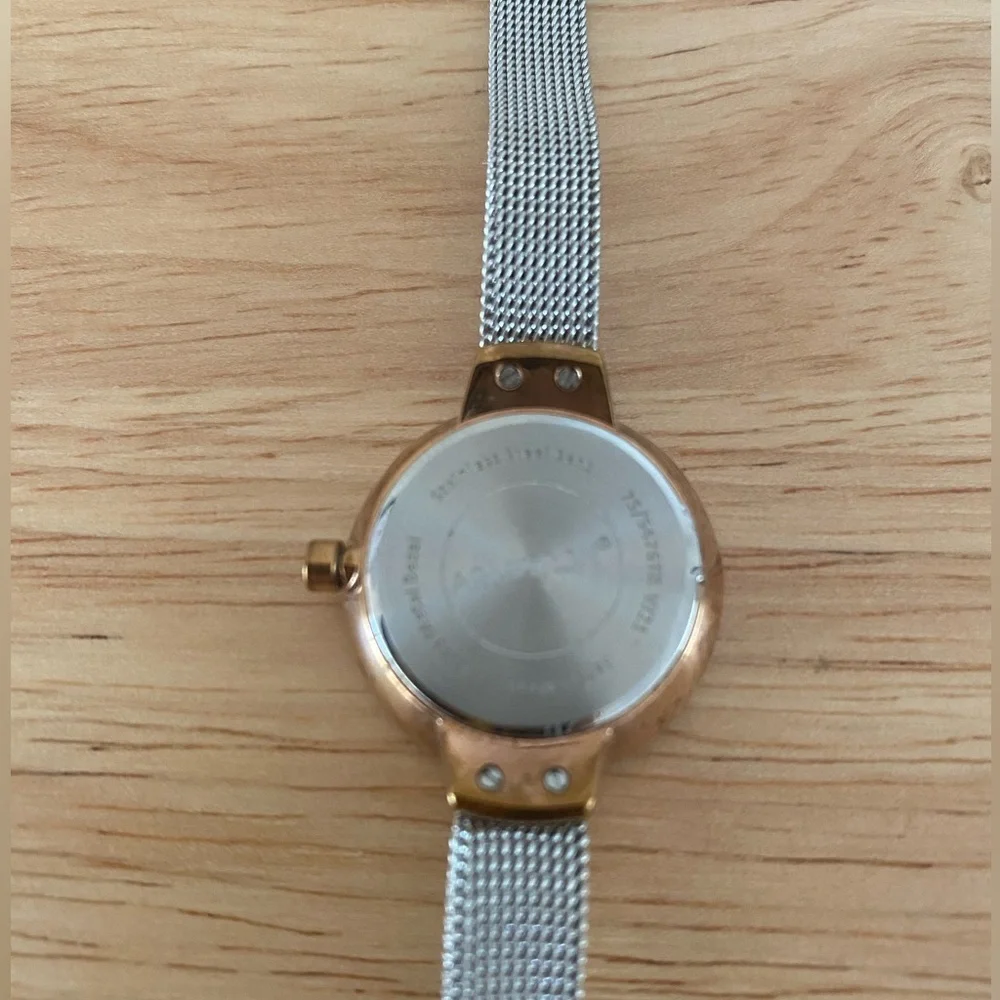 Armitron Ladies Rose Gold Case Watch Silver Mesh Strap Stone Accents Adjustable - Picture 6 of 15